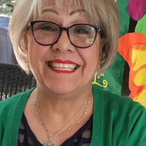 Meet your Posher, Gloria